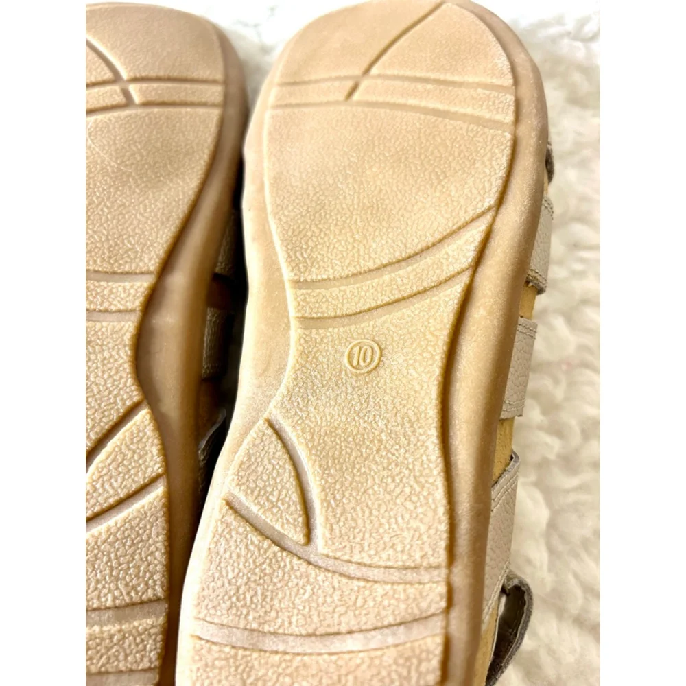 Cobbie Cuddlers Maizie Memo-Tech Women Gold Leather Sandals Sz 10